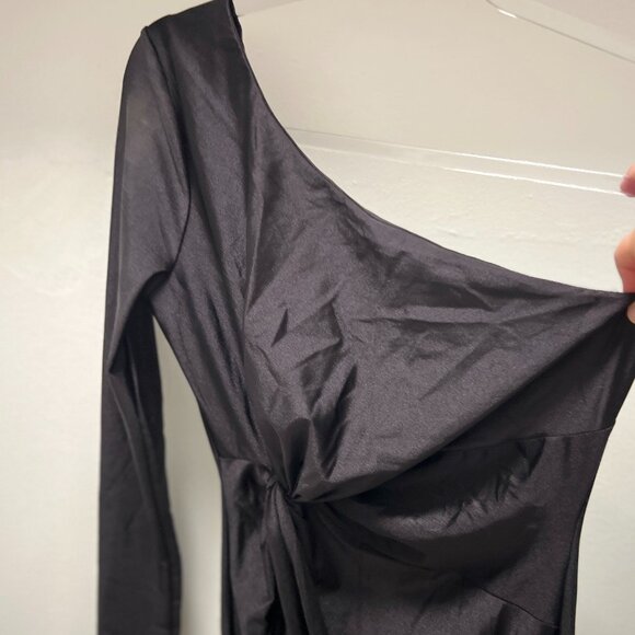 Fashions One-Shoulder Black Dress – Size Large - Picture 1 of 4